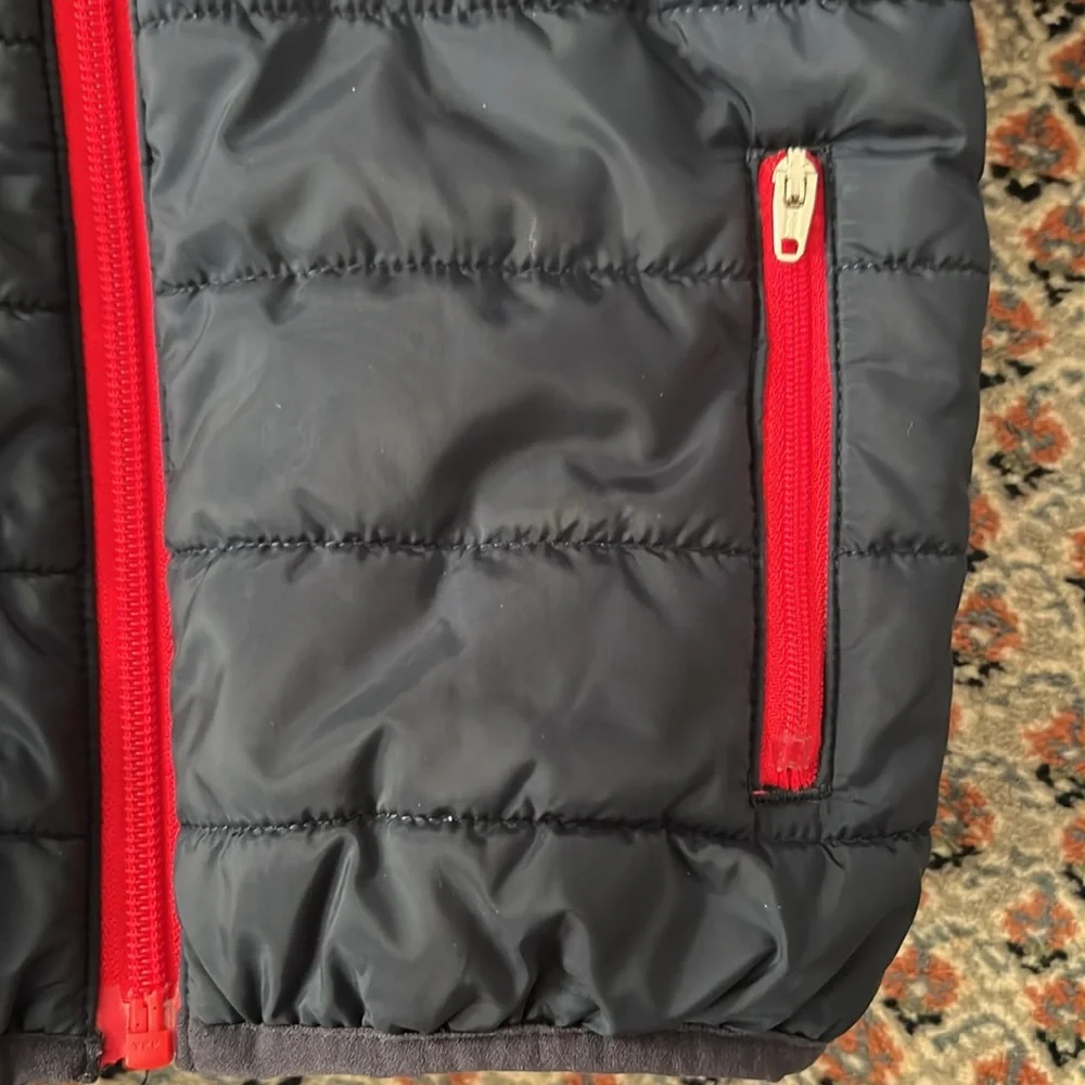 EUC Nike Kids' Navy Blue and Red Full Zip Puffer Jacket Size 3T